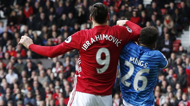 Zlatan Ibrahimovic'e 3 maç ceza