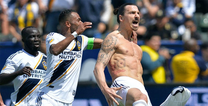 Zlatan Ibrahimovic'ten Malmö'ye dönüş sinyali