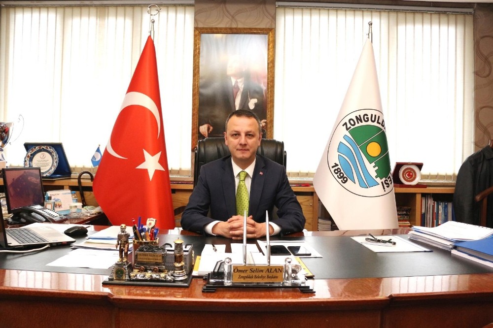 Zonguldak Belediye Başkanı Ömer Selim Alan: 
