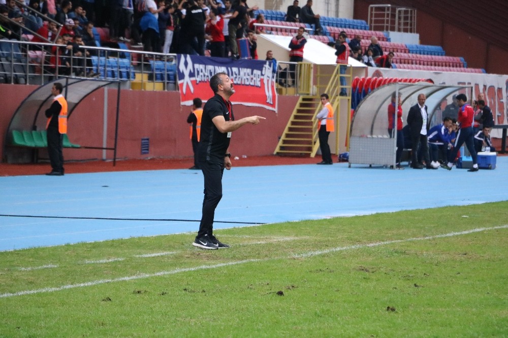 Zonguldak Kömürspor Teknik Direktörü Serkan Afacan: 