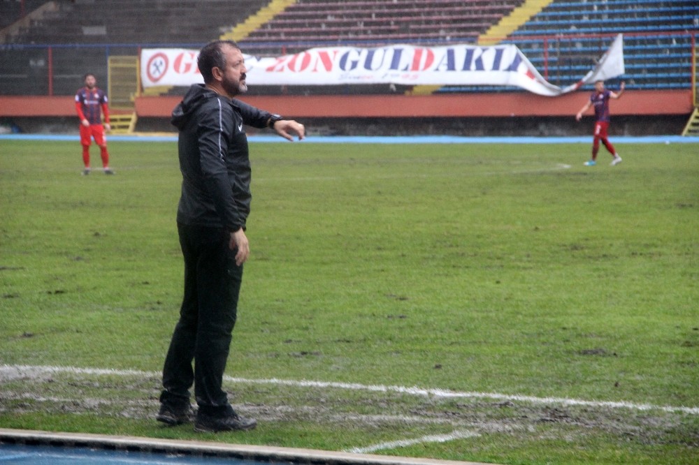 Zonguldak Kömürspor Teknik Direktörü Serkan Afacan: 