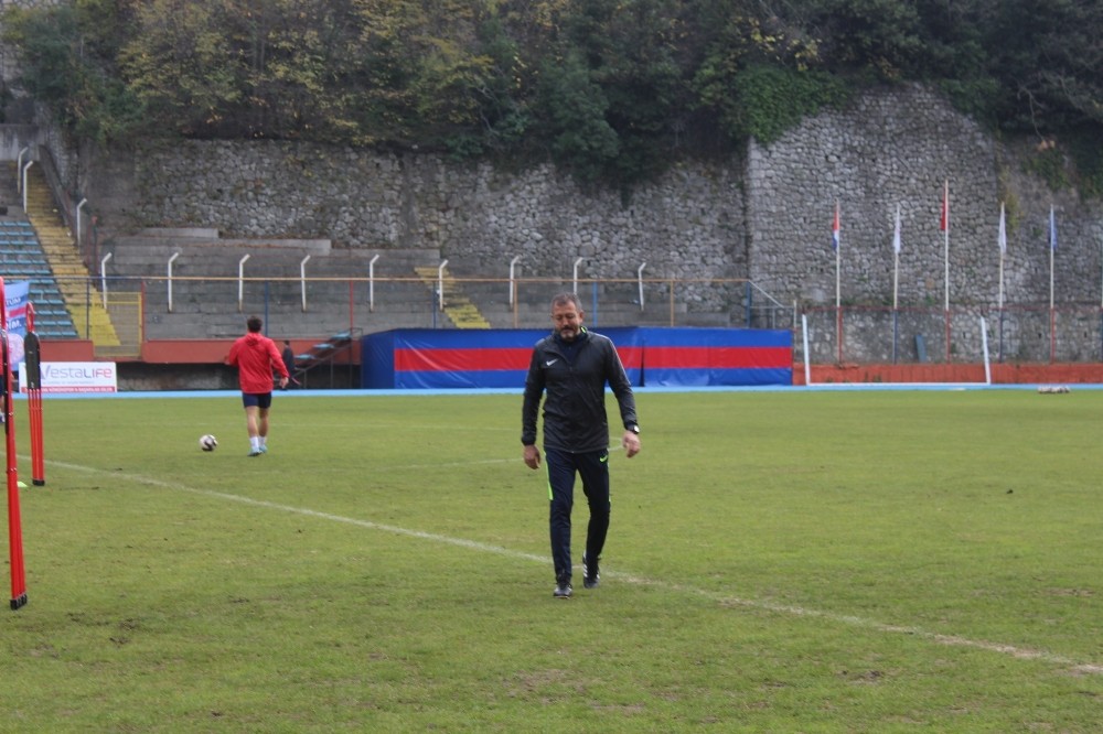 Zonguldak Kömürspor Teknik Direktörü Serkan Afacan: 