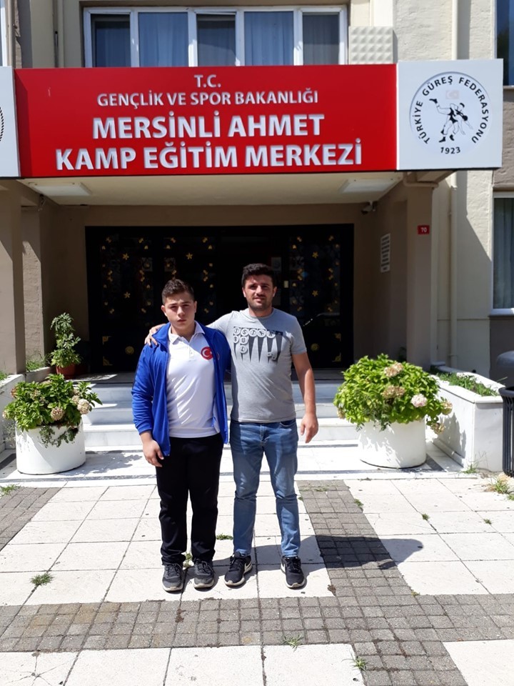 Zonguldaklı güreşçi Alaca, Milli takım kampına başladı 