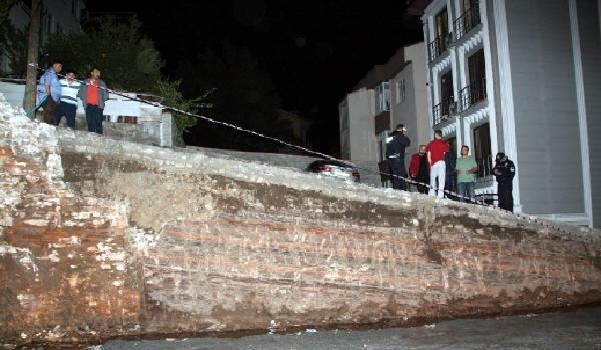 Zonguldak'ta 4 metre yükseklikten düşen kadın yaralandı
