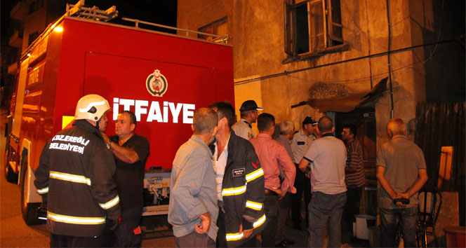 Sigara yerine evini yaktı!