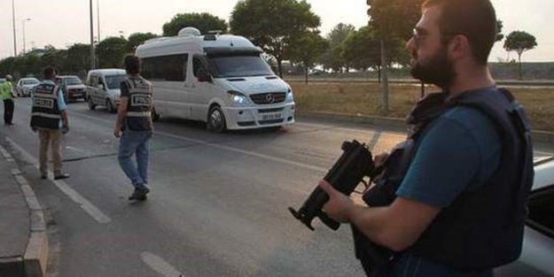 Zonguldak'ta bomba yüklü araç alarmı