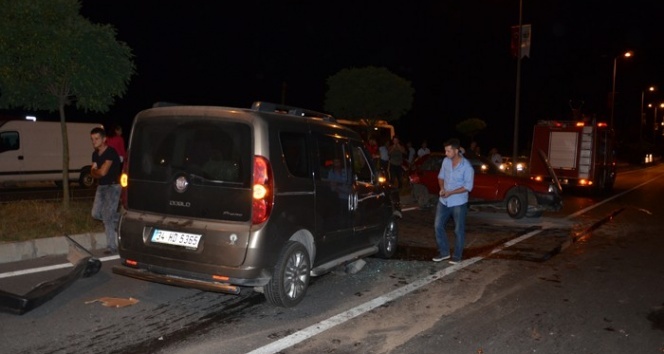 Zonguldak'ta çarptığı otomobili 50 metre sürükledi