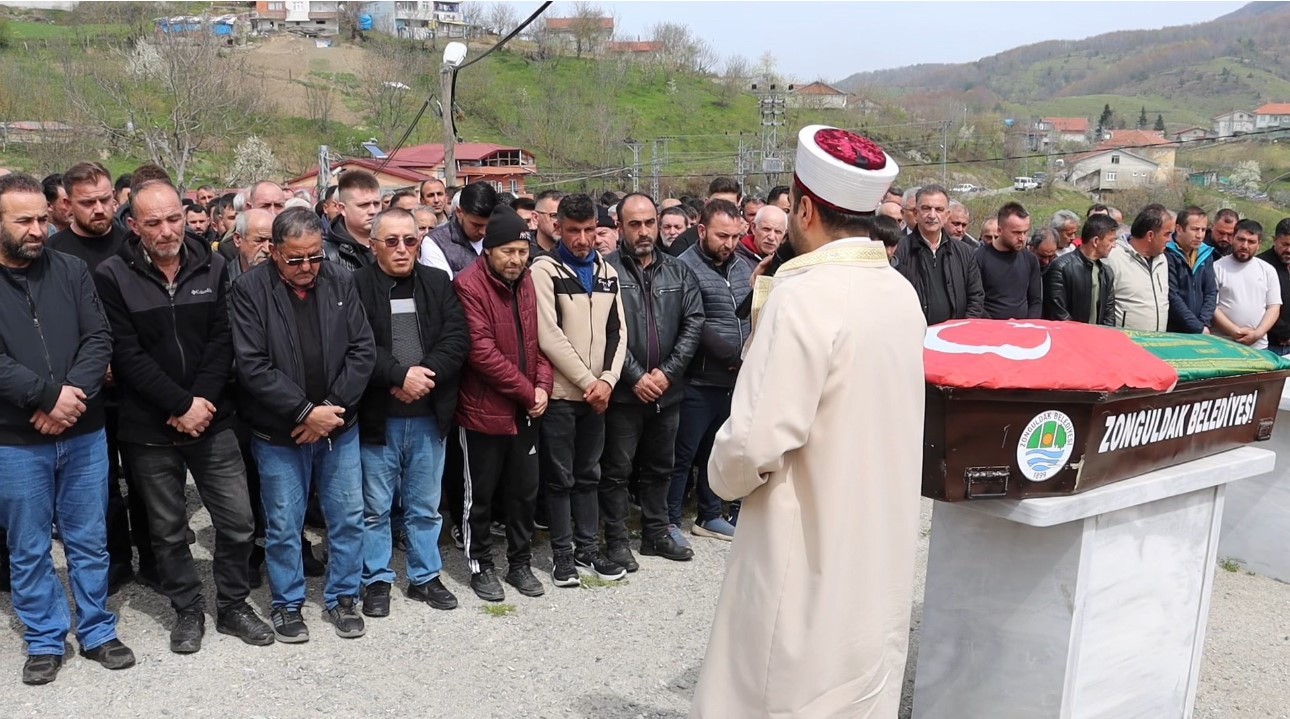 Zonguldak'ta kahreden kader: Bir ay sonra emekli olacaktı, ağabeyini kurban verdiği maden ocağı onu da hayattan kopardı!