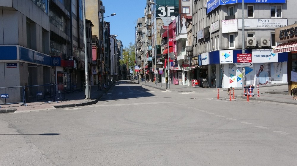 Zonguldak’ta kısıtlamanın ikinci gününde de cadde ve sokaklar sakin 