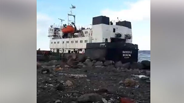 Zonguldak'ta kuru yük gemisi karaya oturdu