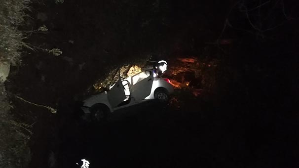 Zonguldak'ta otomobil uçuruma yuvarlandı: 2 ölü, 4 yaralı