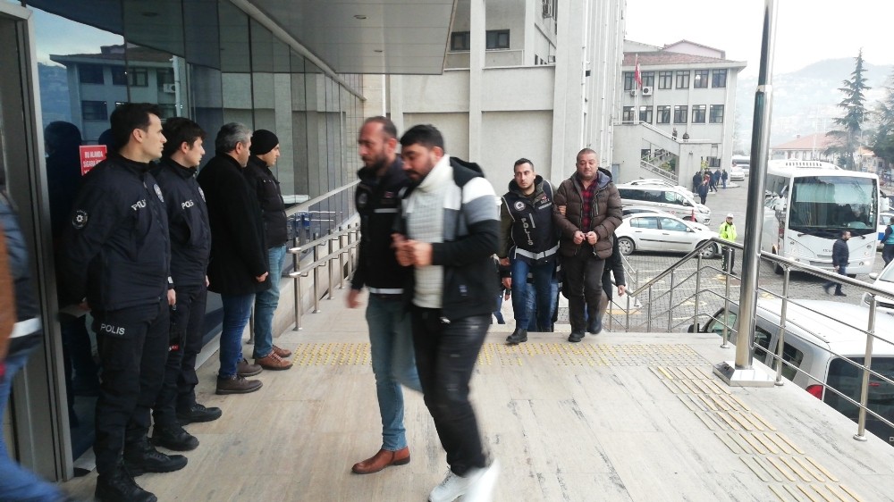 Zonguldak’ta tefeci operasyonu: 11 şüpheli adliyede 
