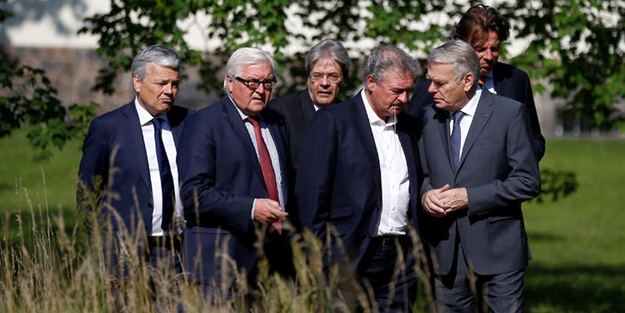 Zorda olsa itiraf etti: Avrupa Birliği bitti!