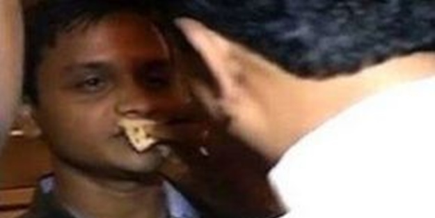 İşçisine orucunu zorla bozdurmaya çalıştı!