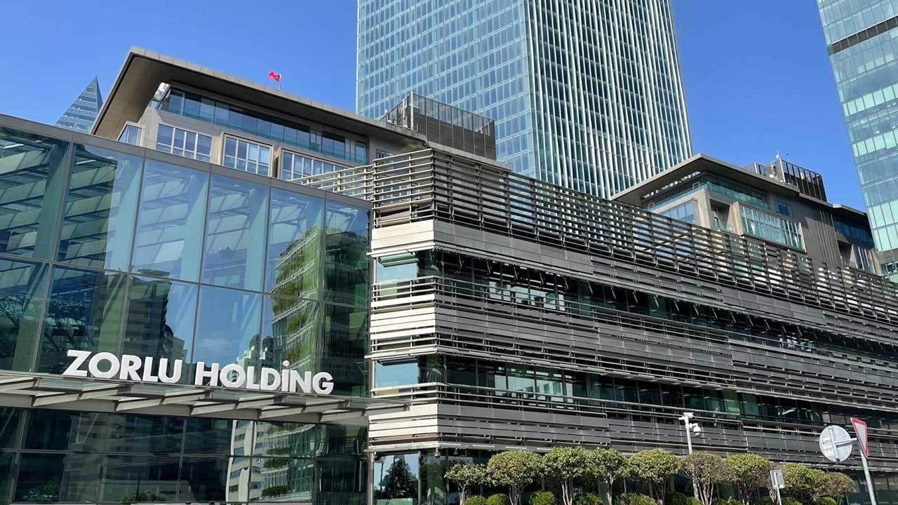 Zorlu Holding, gayrimenkul devini satın aldı