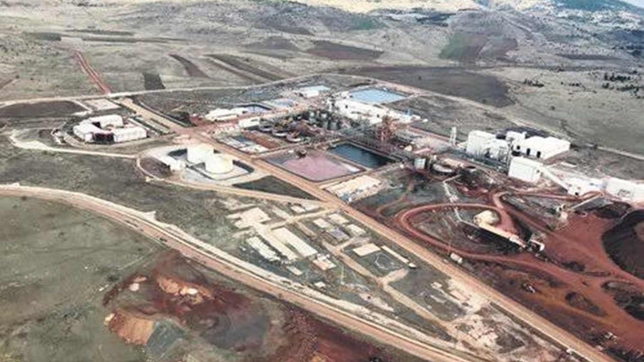 Zorlu Holding zor günler yaşıyor.. Zorlu AVM'nin satışı ve işçi çıkarmalar gündemde..