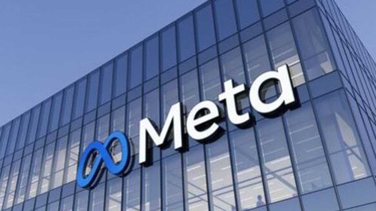 Zuckerberg geri adım atıyor: Metaverse rüyası bütçe kesintilerine takıldı