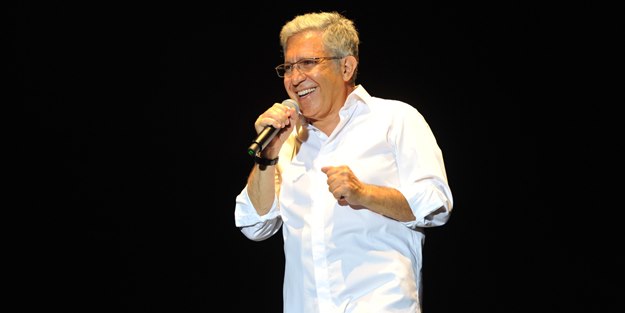 Zülfü Livaneli, İBB Başkanlığı için aday olacak mı?