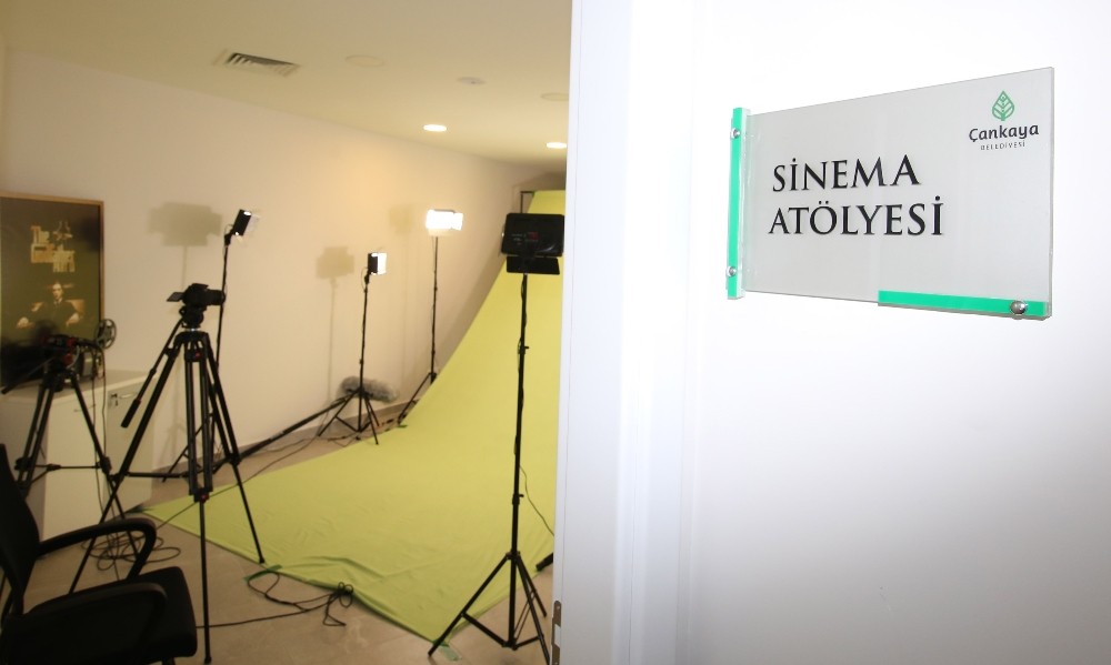 Zülfü Livaneli Sinema Atölyesi finalde 