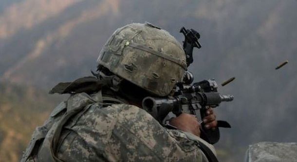 Şenkaya’da çatışma: 1’i ağır 3 asker yaralı