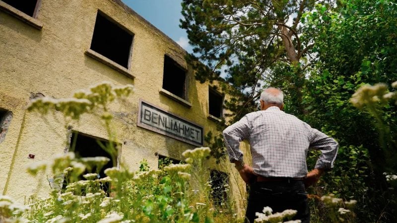 55 yıl sonra döndüğü istasyonda ormanı gören Turgut Ertop: "Ağlamak geliyor içimden"
