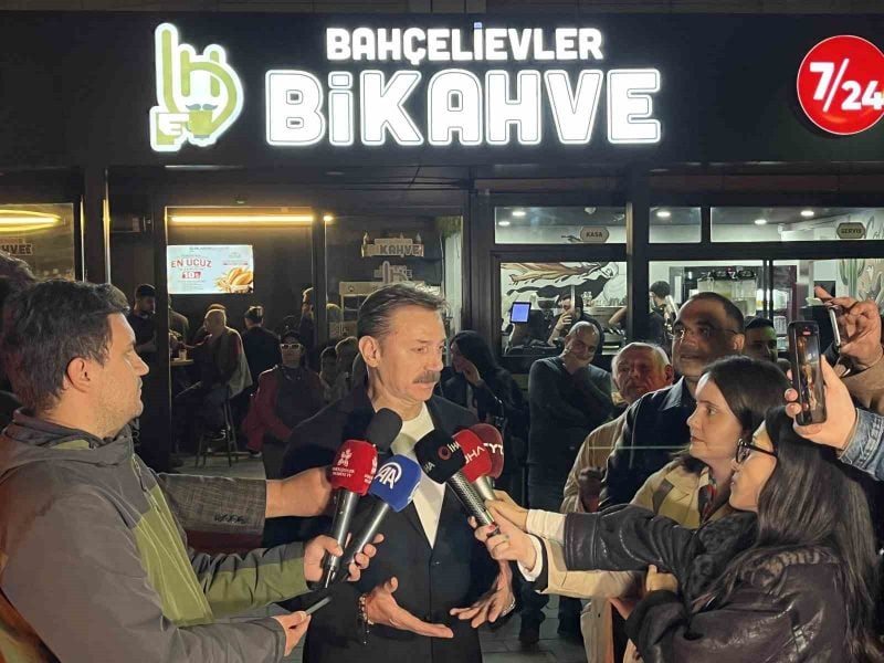 Bahçelievler'de gazetecilere 7 gün 24 saat ücretsiz kahve