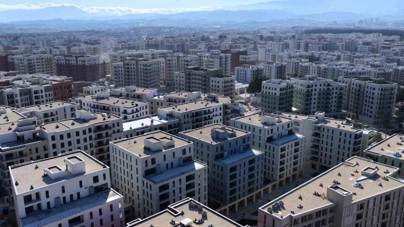 Bakan Kurum, Hatay'da yeni evine taşınan depremzede Artun'un görüntülerini paylaştı