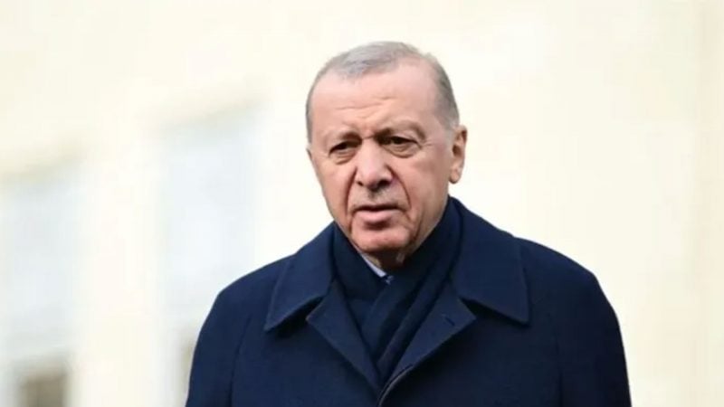 Başkan Erdoğan cuma namazını Dolmabahçe'de eda etti