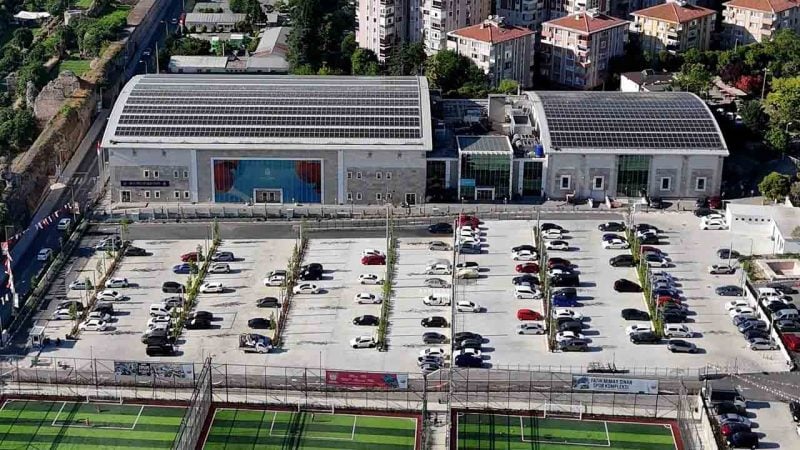 Belediye yeni projelerle kapasiteyi artırıyor: Fatih’te 400 araçlık yeni otopark hizmette
