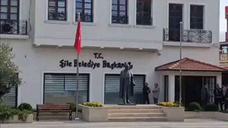 CHP’li belediyede rüşvet ve harun gibi soygun çarkı patladı! Şile’deki kirli tezgâh duruşma salonunda tek tek ifşa oldu!