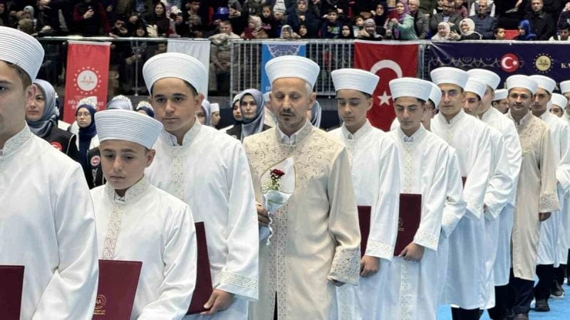 Diyanet yetkilisinden özeleştiri: 'Ahlaki dindarlığı kaybetmiş durumdayız'