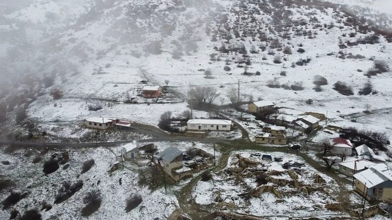 Erzincan’da yüksek kesimler beyaza büründü