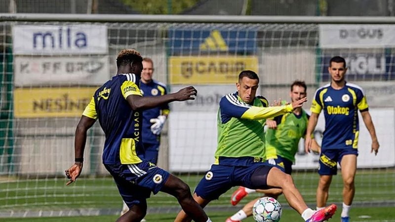 Fenerbahçe, Aston Villa maçının hazırlıklarını sürdürüyor
