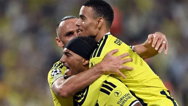Fenerbahçe'de forvet arayışı!