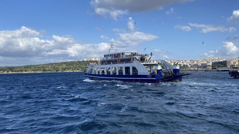 Gökçeada ve Bozcaada’ya feribot seferleri iptal edildi!
