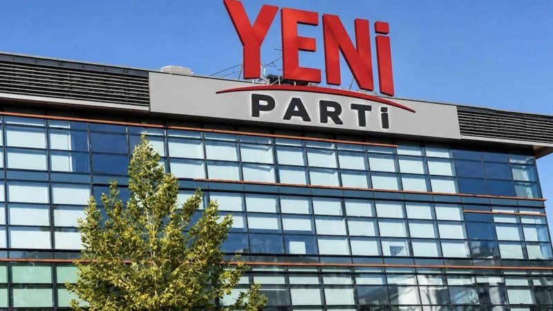 İstanbul'da 4 ilçe belediyesi Yeni Parti'ye geçti