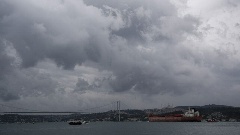 İstanbullular dikkat! Valilik saat verdi, kuvvetli geliyor