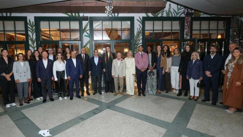 Kürt kadınları ahlaksız fıkra ile tahkir, voleybolculara ödül… Koç'tan voleybolculara 1 milyon euroluk destek!