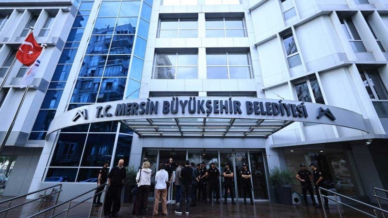 Mersin Büyükşehir'de "adrese teslim ihale"