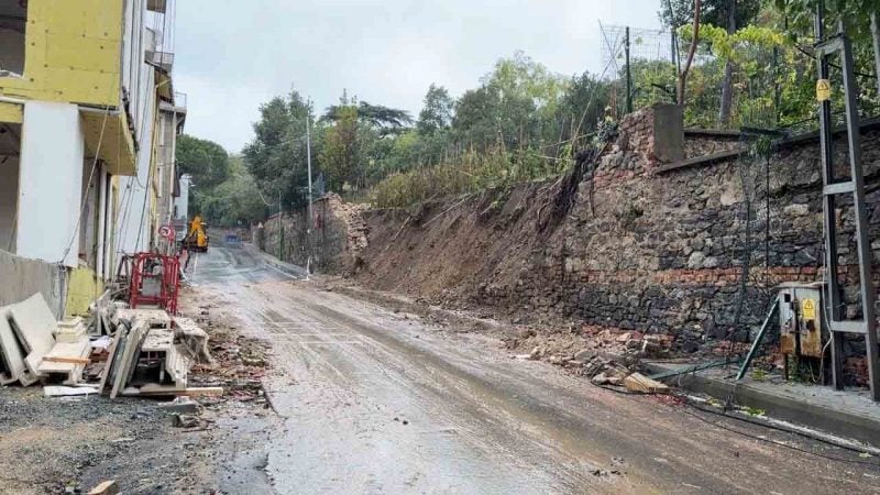 Naile Sultan Korusu’nda çökme: İstinat duvarı yağışa dayanamadı!