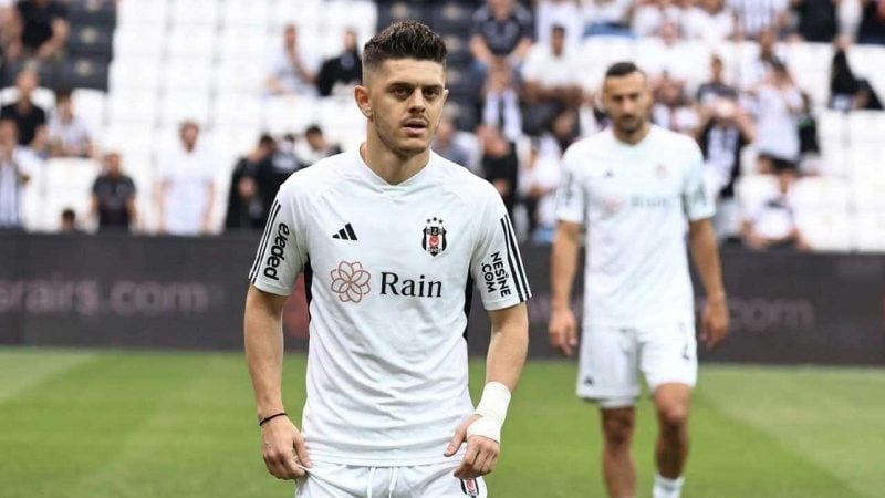 Rashica'dan Beşiktaş'a kötü haber