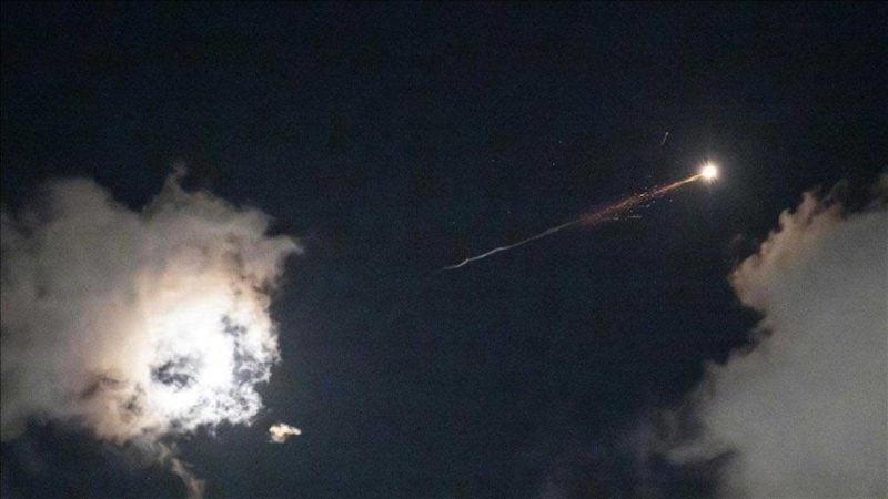 Riyad’da imha edilen füzelerin parçaları evlere düştü: 4 yaralı