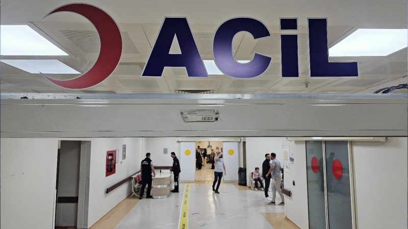 Tavuk dürüm faciası! 88 kişi hastanelik oldu