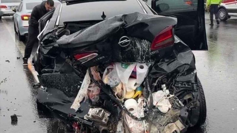 Üsküdar’da insanlık ve vicdan sınavı! Köpeğe makam aracı sefası süren CHP zihniyeti vefat eden başkana saygısızlık yaptı