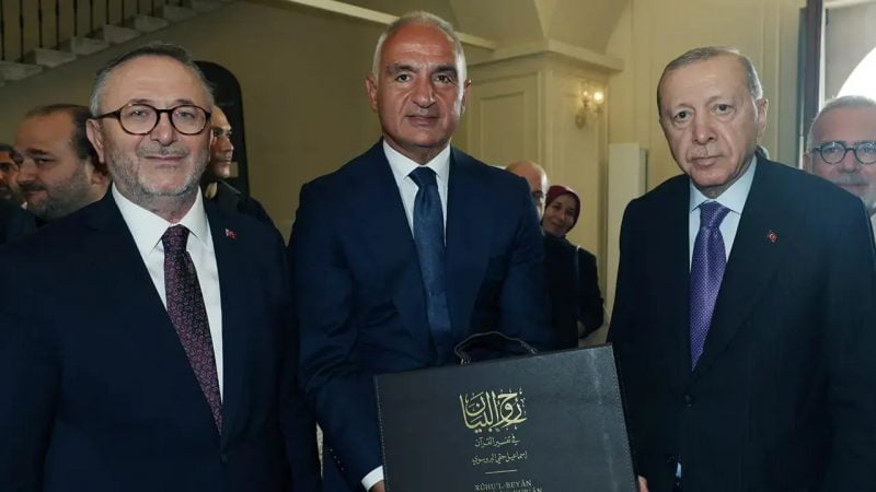 Yaklaşık 23 yılda yazılan Ruhu'l-Beyan'ın müellif nüshası ilk kez tıpkıbasımla yayımlandı