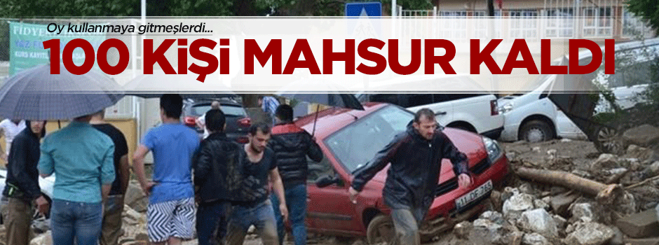 100 kişi oy kullanırken mahsur kaldı