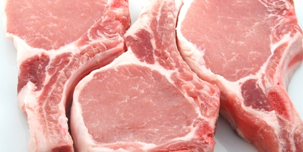 Le Pen: Devlet okulunda herkes domuz eti yiyecek!