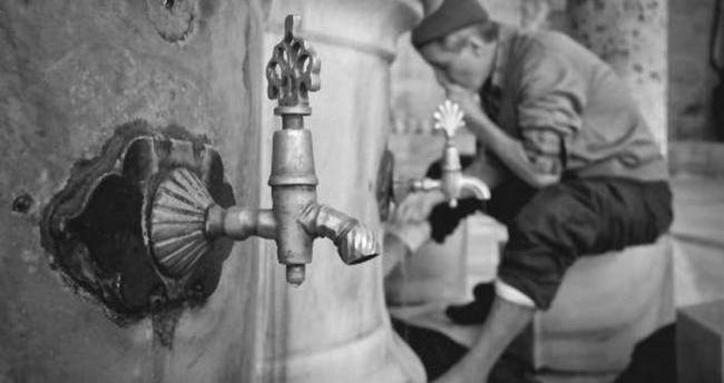 Abdestte ağzıma su vermedim abdest olur mu?