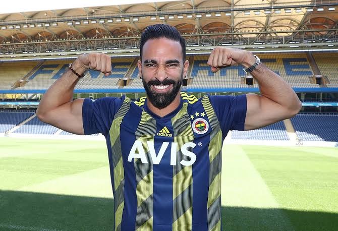 Adil rami kimdir? Adil Rami ne zaman oynamaya başlayacak?