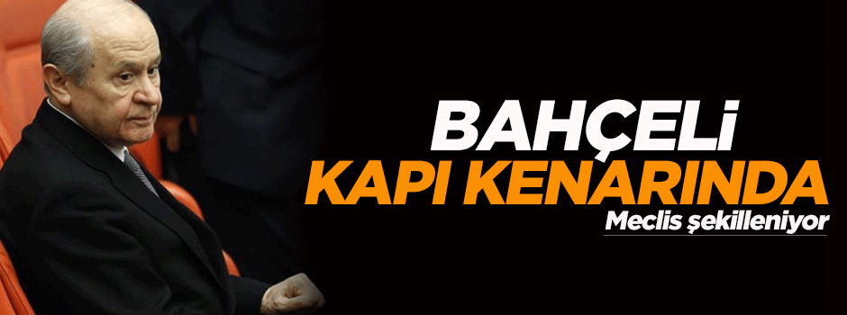 Bahçeli kapı kenarında!
